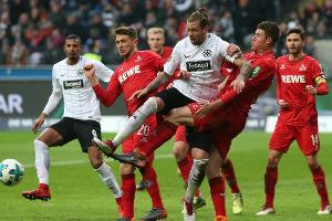 Krawalle rund um das Spiel zwischen Frankfurt und Köln