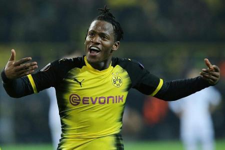 Fünf Tore: BVB-Stürmer Batshuayi feiert Startrekord Fünf Tore: BVB-Stürmer Batshuayi feiert Startrekord
