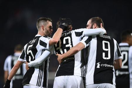 2:0 in Florenz: Juve übernimmt Tabellenspitze in Italien 2:0 in Florenz: Juve übernimmt Tabellenspitze in Italien