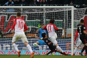 Eintracht verpasst Sprung auf Platz zwei