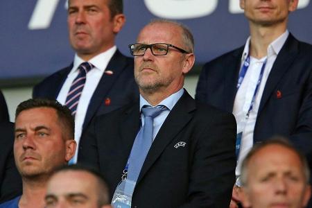 Nach Vorfällen im Nordderby: Schaaf fordert klare Abgrenzung von Pyro-Tätern Nach Vorfällen im Nordderby: Schaaf fordert klare Abgrenzung von Pyro-Tätern