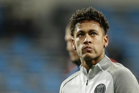 Nach Fuß-OP in Brasilien: Neymar in Nach Fuß-OP in Brasilien: Neymar in