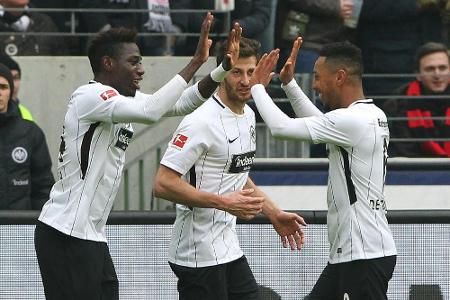 Heim-Macht vom Main: Frankfurt darf weiter von der Champions League träumen Heim-Macht vom Main: Frankfurt darf weiter von der Champions League träumen