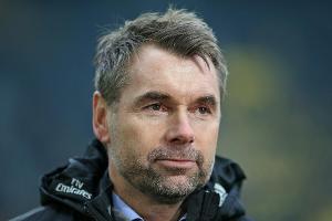 HSV-Trainer Hollerbach: "Wir sind noch lange nicht abgestiegen"