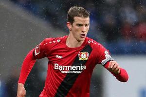 Leverkusen: Hoffnung bei Aranguiz, Sorgen um Lars Bender