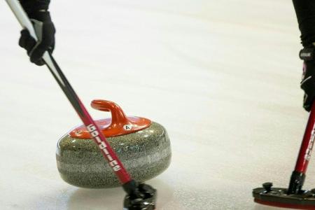 WM: Zweiter Sieg für deutsche Curlerinnen WM: Zweiter Sieg für deutsche Curlerinnen