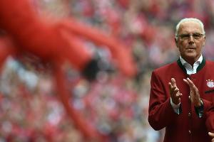 Beckenbauer will Ehrenspielführer-Würde mit Dietz teilen