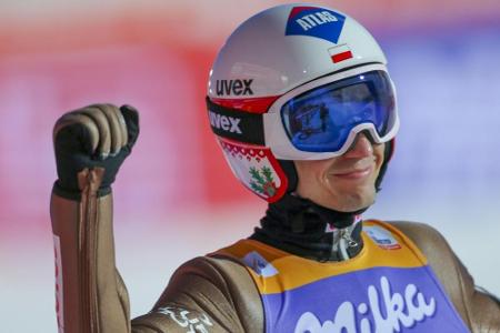 Stoch gewinnt mit Schanzenrekord - Freitag Fünfter Stoch gewinnt mit Schanzenrekord - Freitag Fünfter