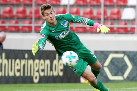 Wegen Klinsmann-Sohn: Hertha-Manager Preetz rügt Torwart-Trainer Petry Wegen Klinsmann-Sohn: Hertha-Manager Preetz rügt Torwart-Trainer Petry
