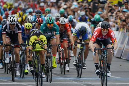 Paris-Nizza: Politt Zweiter in Sisteron, Greipel auf Platz drei Paris-Nizza: Politt Zweiter in Sisteron, Greipel auf Platz drei