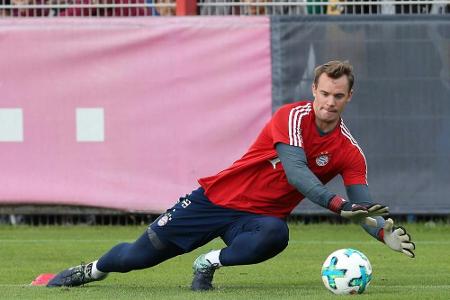FC Bayern: Neuer erstmals im Torwarttraining FC Bayern: Neuer erstmals im Torwarttraining