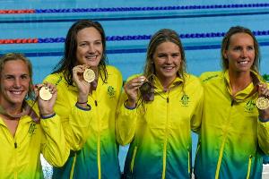 Australische Schwimmerinnen verbessern Staffel-Weltrekord