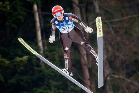 Skispringen: FIS weitet Frauen-Weltcup deutlich aus Skispringen: FIS weitet Frauen-Weltcup deutlich aus