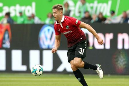Hannover-Profi Anton zu Niedersachsens Fußballer des Jahres gewählt Hannover-Profi Anton zu Niedersachsens Fußballer des Jahres gewählt