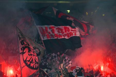 20 Strafanzeigen, 15 Verletzte: Schwere Ausschreitungen bei Pokal-Halbfinale 20 Strafanzeigen, 15 Verletzte: Schwere Ausschreitungen bei Pokal-Halbfinale