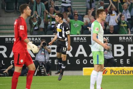 Wolfsburg bangt erneut - Schlitzohr Kramer trifft kurios Wolfsburg bangt erneut - Schlitzohr Kramer trifft kurios