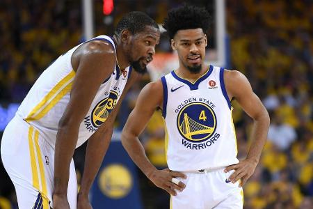 NBA: Titelverteidiger Golden State startet mit Sieg NBA: Titelverteidiger Golden State startet mit Sieg