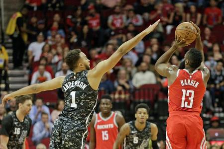 James Harden erstmals Topscorer der NBA James Harden erstmals Topscorer der NBA