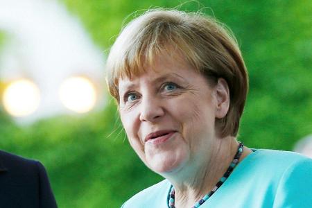 Kanzlerin Merkel besucht Weltmeister in Südtirol Kanzlerin Merkel besucht Weltmeister in Südtirol