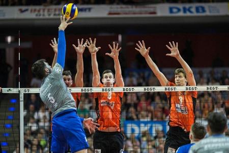 Volleyball: Friedrichshafen gleicht aus, Showdown am Bodensee Volleyball: Friedrichshafen gleicht aus, Showdown am Bodensee