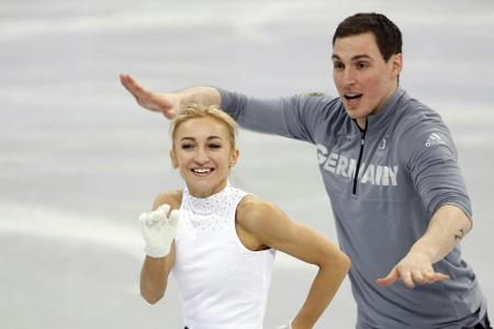 Paarlauf-Olympiasieger Savchenko/Massot führen A-Kader an Paarlauf-Olympiasieger Savchenko/Massot führen A-Kader an