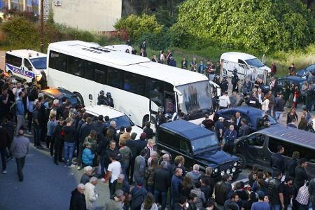 Nach Fan-Ausschreitungen: Ajaccio muss Relegationsspiel in Montpellier austragen Nach Fan-Ausschreitungen: Ajaccio muss Relegationsspiel in Montpellier austragen