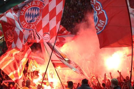 Ein Jahr nach Fischer: Fans provozieren DFB Ein Jahr nach Fischer: Fans provozieren DFB