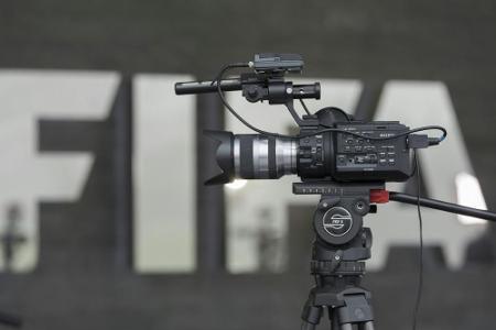 FIFA: Beschwerdeplattform für Menschenrechtsaktivisten und Journalisten FIFA: Beschwerdeplattform für Menschenrechtsaktivisten und Journalisten