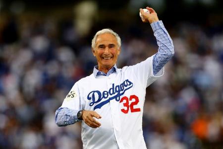 Baseball: Koufax-Trikot für 429.625 Dollar versteigert Baseball: Koufax-Trikot für 429.625 Dollar versteigert