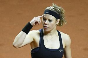 Rabat: Siegemund gibt gegen topgesetzte Mertens auf