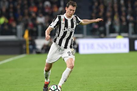 FC Arsenal verpflichtet Schweizer Lichtsteiner FC Arsenal verpflichtet Schweizer Lichtsteiner