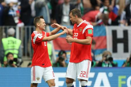 Sieg gegen Salahs Ägypten: Russland feiert die nächste WM-Party Sieg gegen Salahs Ägypten: Russland feiert die nächste WM-Party