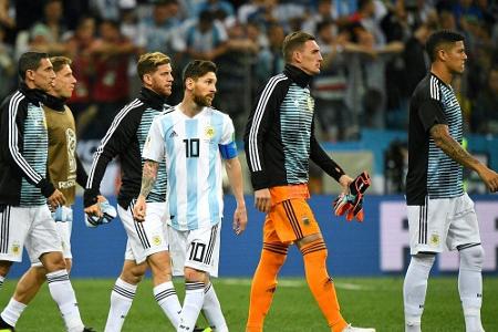 Trotz 0:3 gegen Kroatien: Argentinien kann aus eigener Kraft weiterkommen Trotz 0:3 gegen Kroatien: Argentinien kann aus eigener Kraft weiterkommen
