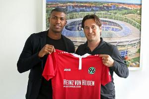 Vertrag bis 2022: HSV-Skandalprofi Walace mit Neustart in Hannover