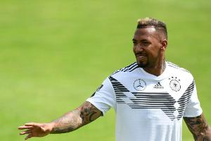 Boateng und Kroos im Mannschaftstraining - Özil im Fitnesszelt