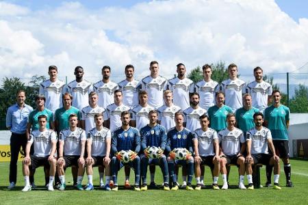 DFB-Team in Russland gelandet DFB-Team in Russland gelandet