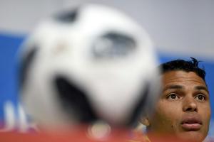 "Weiße Nächte" in St. Petersburg: Brasilianer sollen Handy weglegen