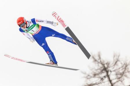 Skispringen: Geiger im Schwarzwald nur von Stoch geschlagen Skispringen: Geiger im Schwarzwald nur von Stoch geschlagen