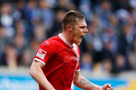 Trotz Magen-Darm-Virus: Düsseldorf gewinnt ersten Test Trotz Magen-Darm-Virus: Düsseldorf gewinnt ersten Test