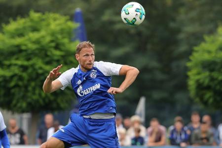 Höwedes ins Schalker Mannschaftstraining zurückgekehrt Höwedes ins Schalker Mannschaftstraining zurückgekehrt