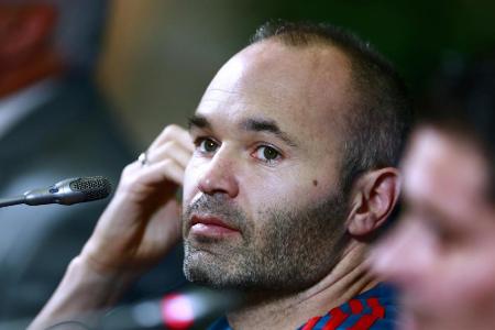 Iniesta verabschiedet sich mit offenem Brief: Iniesta verabschiedet sich mit offenem Brief: