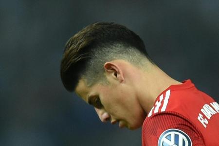 Bayern-Star vor Rückkehr zu Real Madrid? James' Adoptiv-Vater heizt Transfer-Spekulationen an Bayern-Star vor Rückkehr zu Real Madrid? James' Adoptiv-Vater heizt Transfer-Spekulationen an