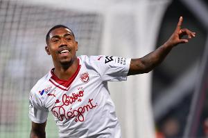 Barcelona holt Malcom für 41 Millionen Euro