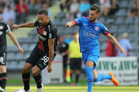 Bellarabi erleidet bei Leverkusen-Test Kreislaufkollaps Bellarabi erleidet bei Leverkusen-Test Kreislaufkollaps