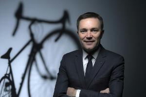 Kampf gegen Motordoping: Radsportweltverband präsentiert mobiles Röntgengerät