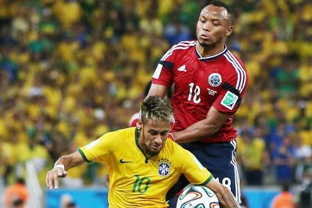 Der Mann, der Neymars Heim-WM beendete: Juan Zuniga hört auf Der Mann, der Neymars Heim-WM beendete: Juan Zuniga hört auf