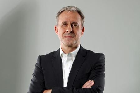 Wolfsburg: Littbarski vom Scout zum Markenbotschafter Wolfsburg: Littbarski vom Scout zum Markenbotschafter