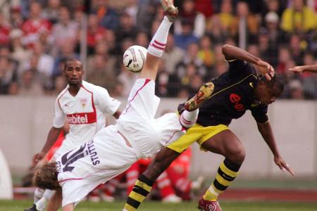 Satte 7,5 Millionen Euro flossen für Oliseh im Jahr 2000 an Juventus Turin. In Dortmund konnte der erfahrene Nigerianer dies...
