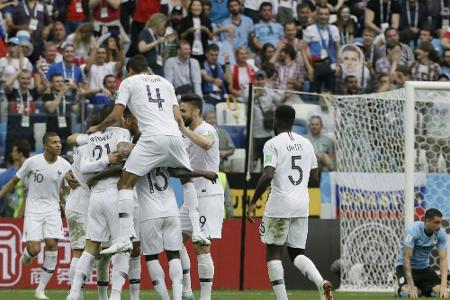 WM in Russland: Nur zwei Weltmeister noch im Wettbewerb WM in Russland: Nur zwei Weltmeister noch im Wettbewerb
