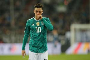 Vater Özil "traurig, dass es so zu Ende geht"